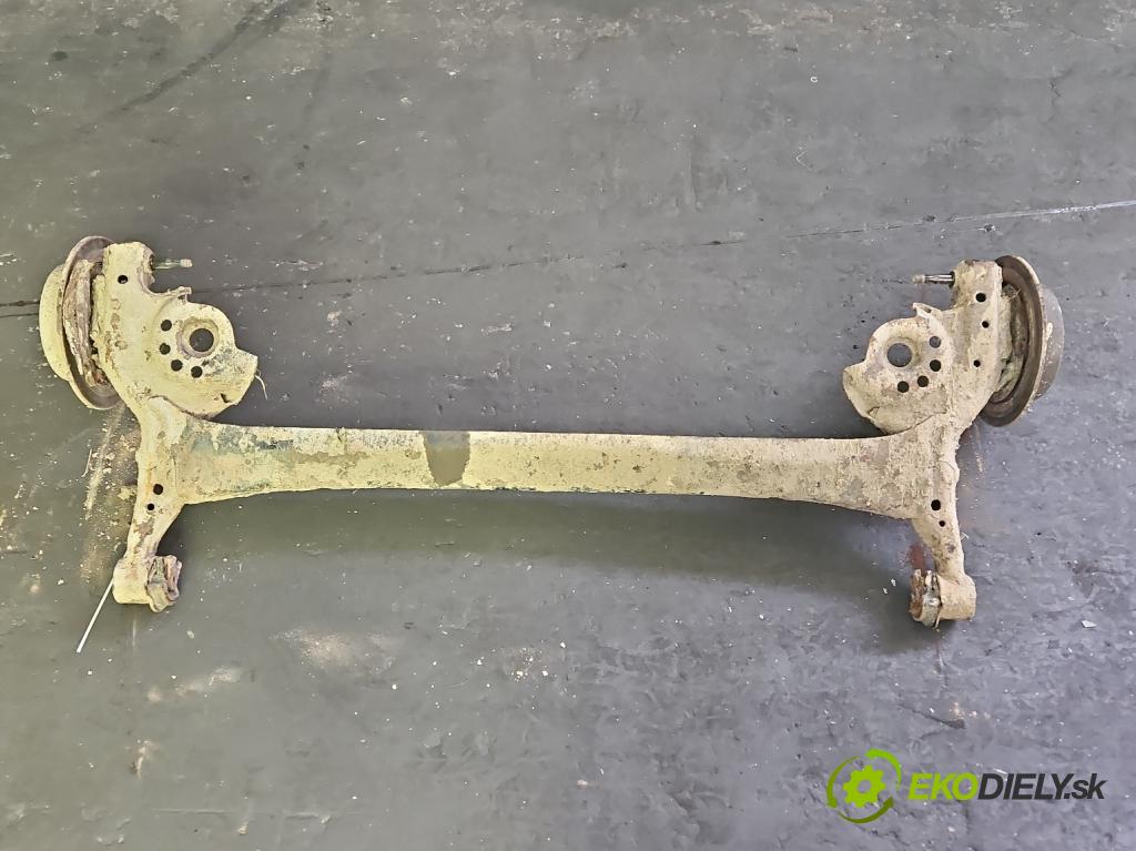 Toyota Yaris I 1999-2005 1.0 vvti 68 hp manual 50 kW 998 cm3 3- zadní výztuha  (Výztuhy zadní)