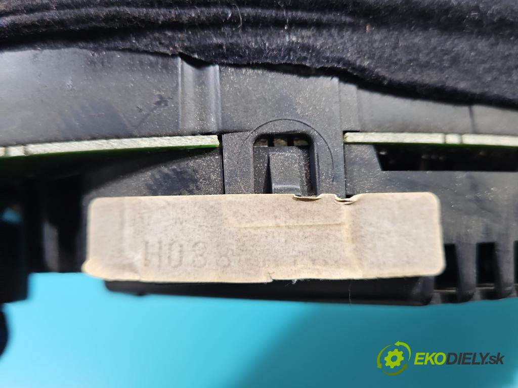 Audi A6 C5 1997-2004 2.4 V6 165 hp manual 121 kW 2393 cm3 4- Přístrojová deska 4B0919880H (Přístrojová deska)