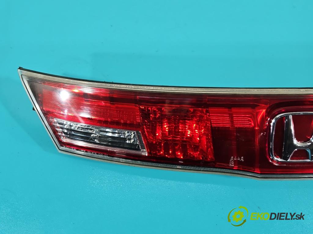 Honda Civic VIII 2006-2011 2.2 140 HP manual 103 kW 2204 cm3 5- zaslepka: zadné