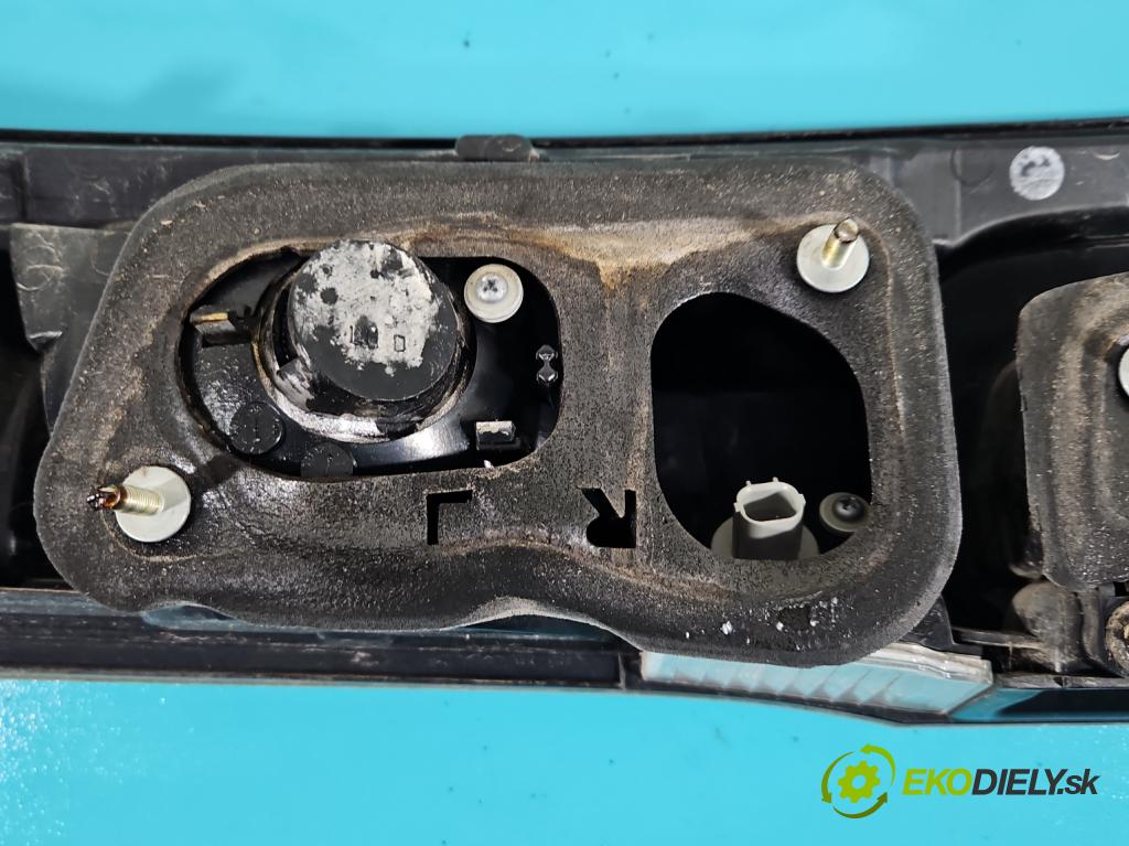 Honda Civic VIII 2006-2011 2.2 140 HP manual 103 kW 2204 cm3 5- zaslepka: zadné