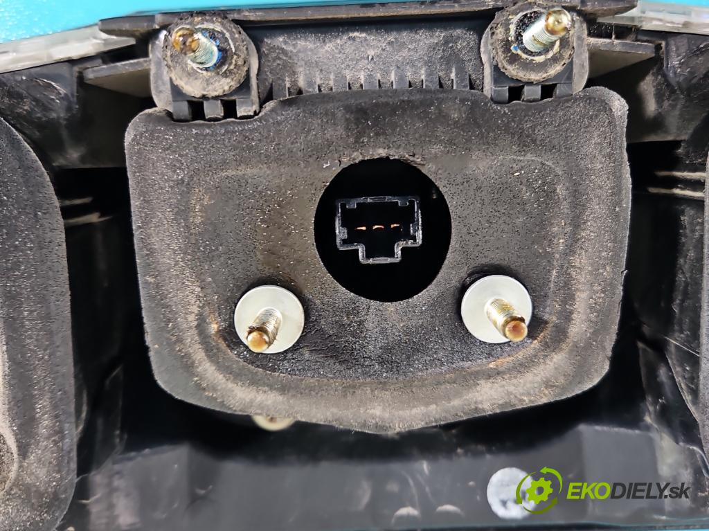 Honda Civic VIII 2006-2011 2.2 140 HP manual 103 kW 2204 cm3 5- zaslepka: zadné