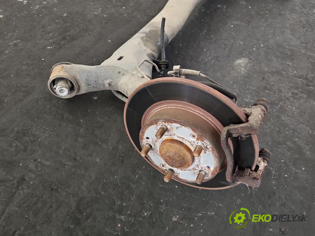 Honda Civic VIII 2006-2011 2.2 140 hp manual 103 kW 2204 cm3 5- zadní výztuha  (Výztuhy zadní)