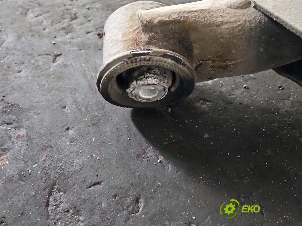 Honda Civic VIII 2006-2011 2.2 140 hp manual 103 kW 2204 cm3 5- zadní výztuha  (Výztuhy zadní)