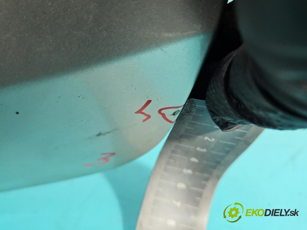 Honda Civic VIII 2006-2011 2.2 140 hp manual 103 kW 2204 cm3 5- zadní kufrové dveře  (Zadní kapoty)