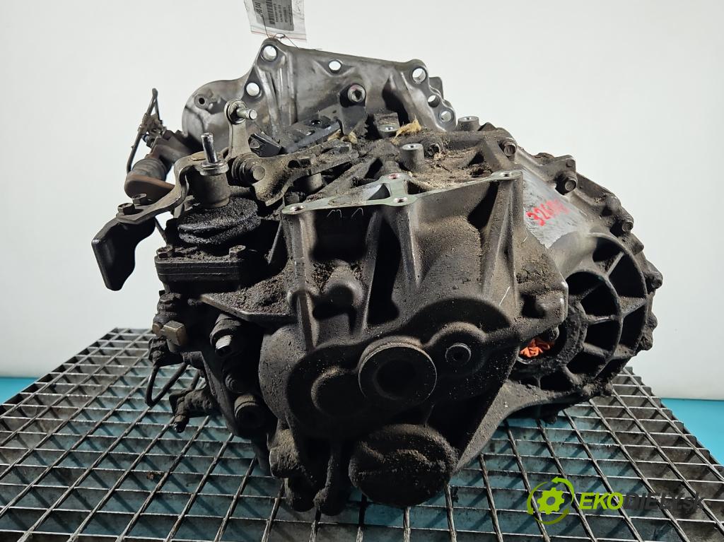 Toyota Verso 2009-2018 2.0 D4D 126 HP manual 93 kW 1998 cm3 5- prevodovka stupeň,rýchlosť manual