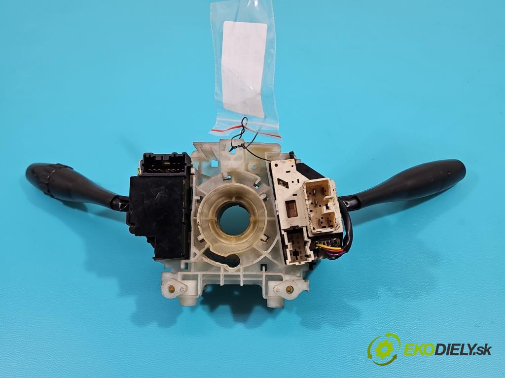 Mitsubishi Galant VIII 1993-2003 2.0 16v 136 HP manual 100 kW 1997 cm3 5- prepínač komplex: 17A789 (Prepínače, spínače, tlačidlá a ovládače kúrenia)