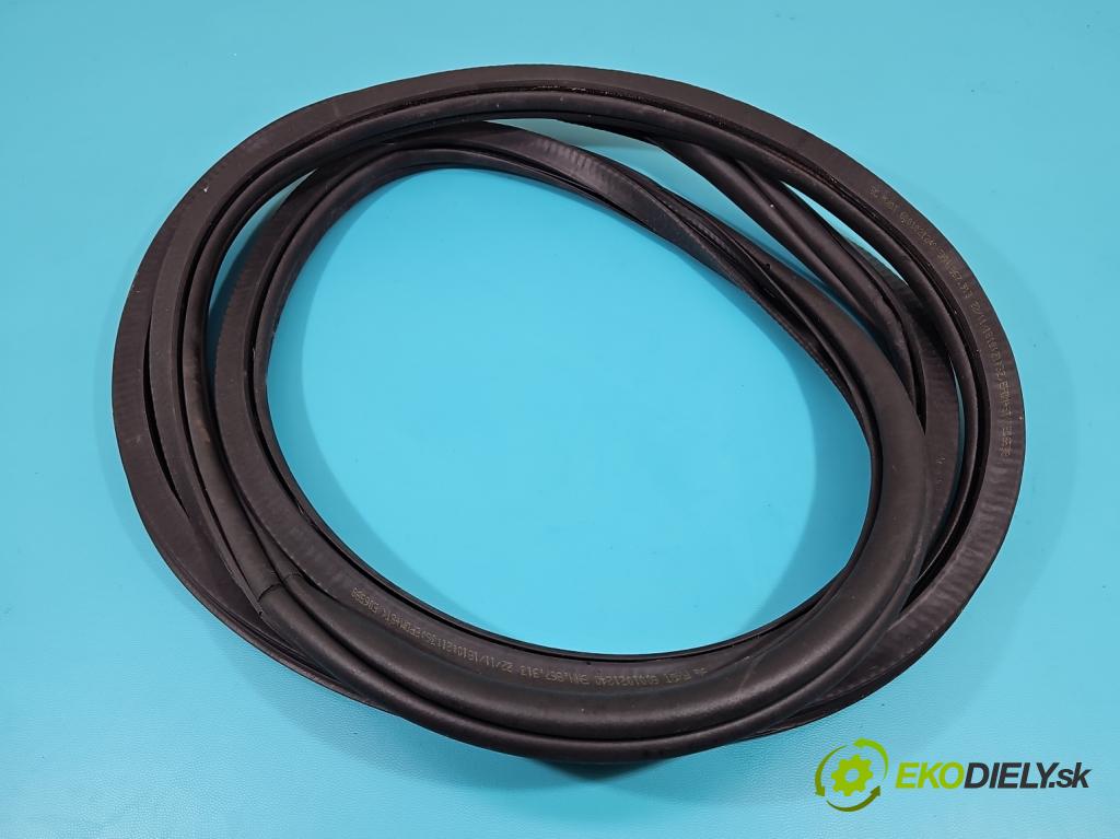 Vw Tiguan II 2016-2024 1.5 TSI 150 hp automatic 110 kW 1498 cm3 5- Těsnění: dveře zadní levé  (Ostatní)