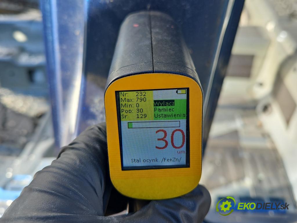 Vw Tiguan II 2016-2024 1.5 TSI 150 hp automatic 110 kW 1498 cm3 5- práh levý  (Ostatní)