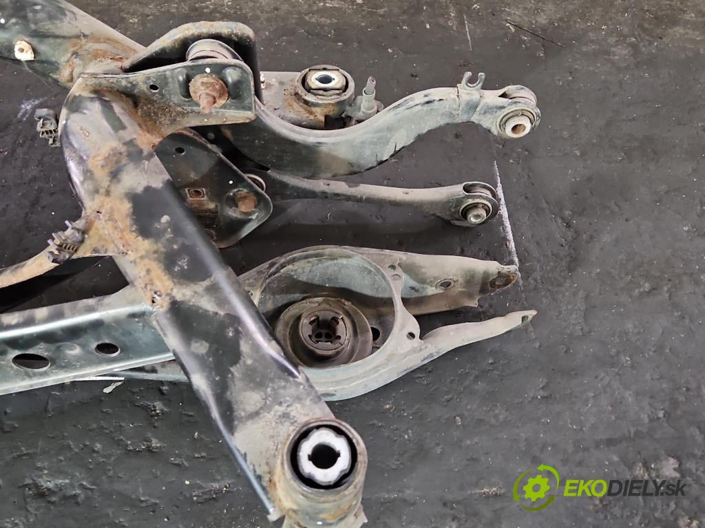 Vw Tiguan II 2016-2024 1.5 TSI 150 hp automatic 110 kW 1498 cm3 5- zadní výztuha  (Výztuhy zadní)