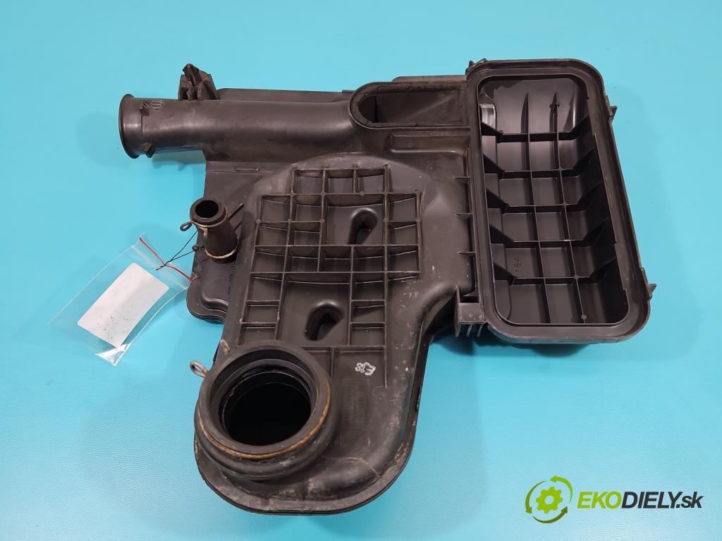 Peugeot 107 1.0 68 hp manual 50 kW 998 cm3 3- obal filtra vzduchu 17705-0Q010 (Kryty filtrů)