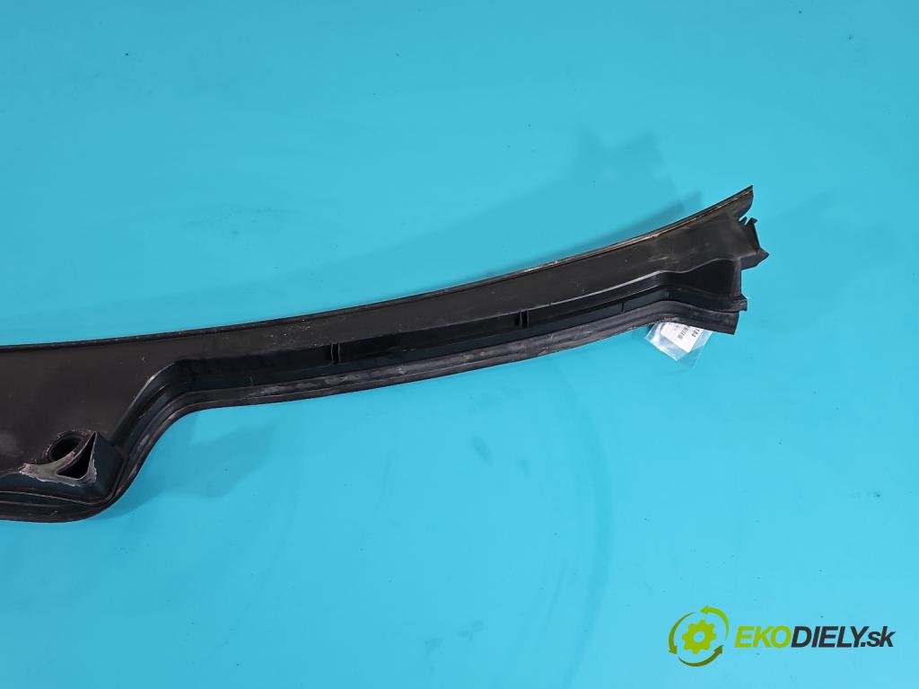 Mercedes S W221 2005-2013 5.5 V8 387KM automatic 285 kW 5462 cm3 4- torpédo A2218300028 (Torpéda)