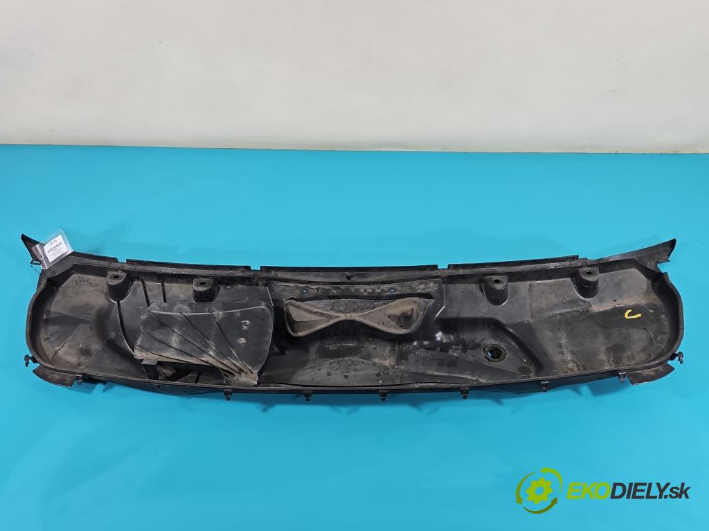 Mercedes S W221 2005-2013 5.5 V8 387KM automatic 285 kW 5462 cm3 4- torpédo A2218800105 (Torpéda)