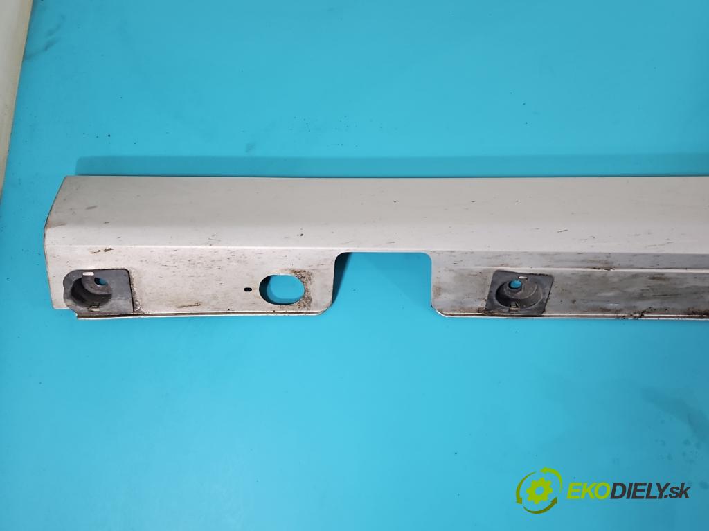 Mercedes S W221 2005-2013 5.5 V8 387KM automatic 285 kW 5462 cm3 4- lišta práh: ľavé A2216900140 (Lišta prahová)