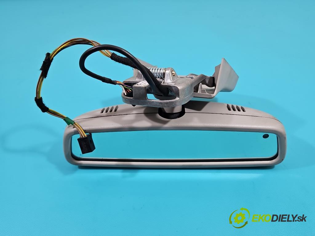 Mercedes S W221 2005-2013 5.5 V8 387KM automatic 285 kW 5462 cm3 4- zpětné zrcátko vnitřní A2218110007 (Světla vnitřní)