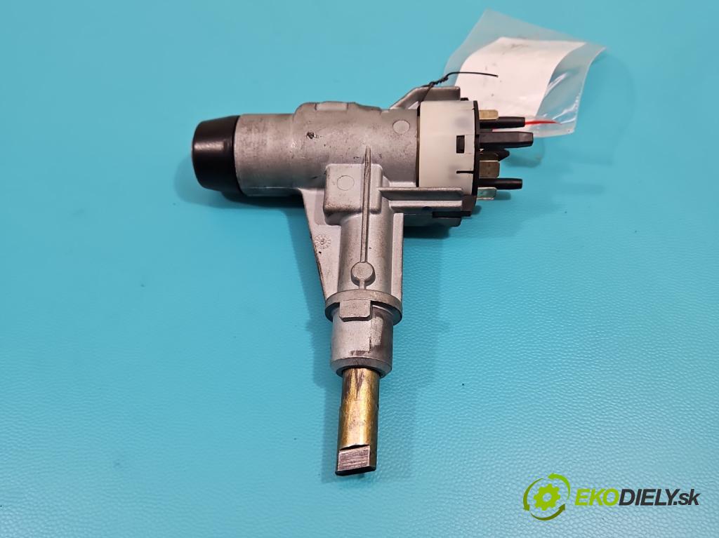 Audi 80 B4 1991-1994 1.9 tdi 90 HP manual 66 kW 1896 cm3 4- Spínačka 893905851D (Spínacie skrinky a kľúče)