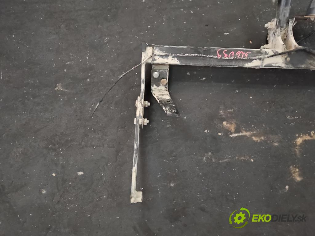 Renault Scenic I 1996-2003 1.9 dti 98 hp manual 72 kW 1870 cm3 5- oko tažné  (Tažná zařízení)