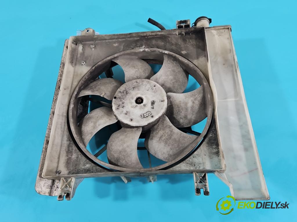 Peugeot 107 1.0 68 HP manual 50 kW 998 cm3 3- Ventilátor chladiča 