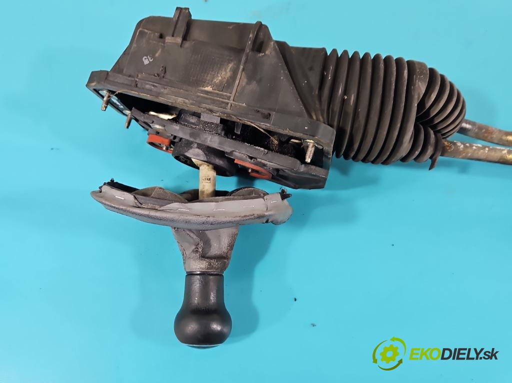 Vw Passat B5 1995-2005 1.9 tdi 131 HP manual 96 kW 1896 cm3 5- Páka: Změny: stupeň,rýchlosť  (Rýchlostné páky / kulisy)