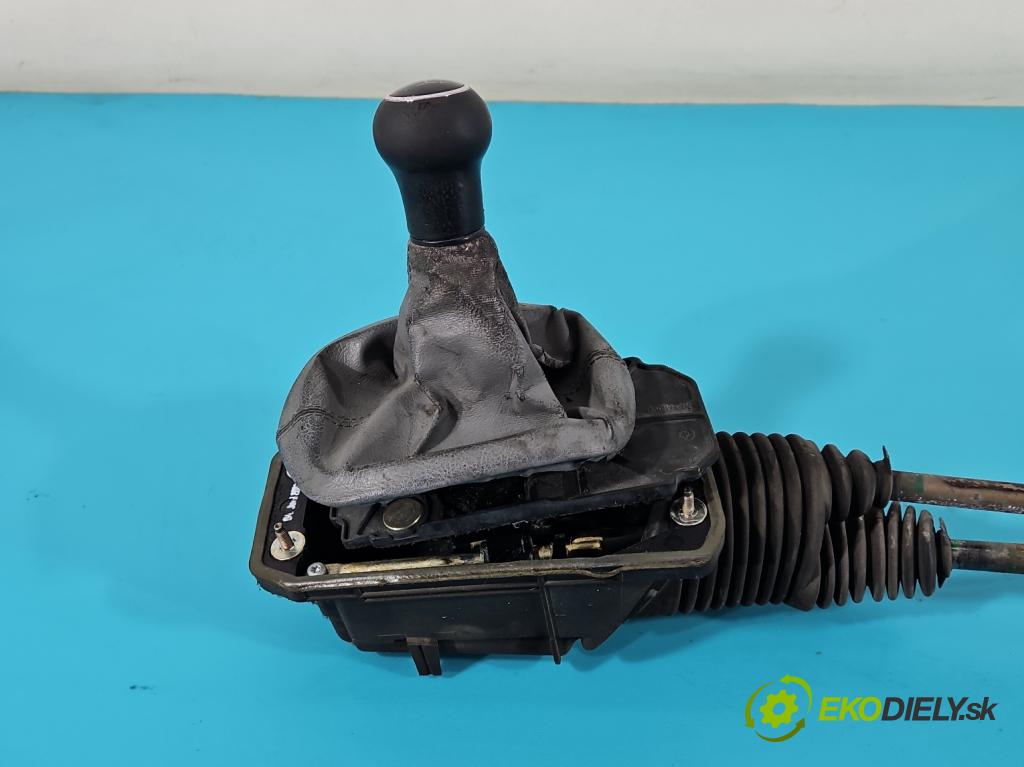 Vw Passat B5 1995-2005 1.9 tdi 131 HP manual 96 kW 1896 cm3 5- Páka: Změny: stupeň,rýchlosť  (Rýchlostné páky / kulisy)