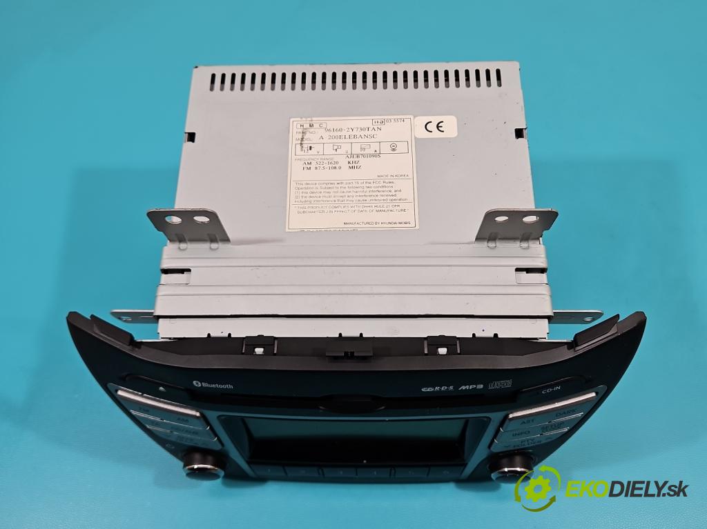 Hyundai Ix35 2.0 crdi 136 HP manual 100 kW 1995 cm3 5- Radio originál 96160-2Y730TAN