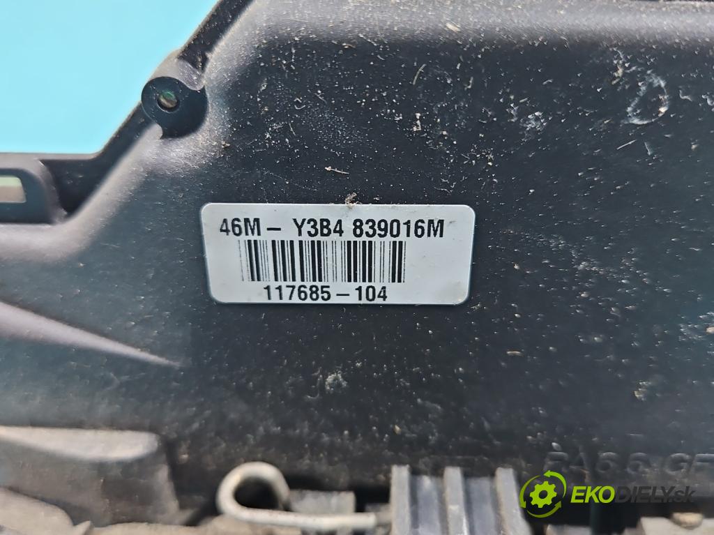 Vw Passat B5 1995-2005 1.9 tdi 131 hp manual 96 kW 1896 cm3 5- zámek zadní pravý
