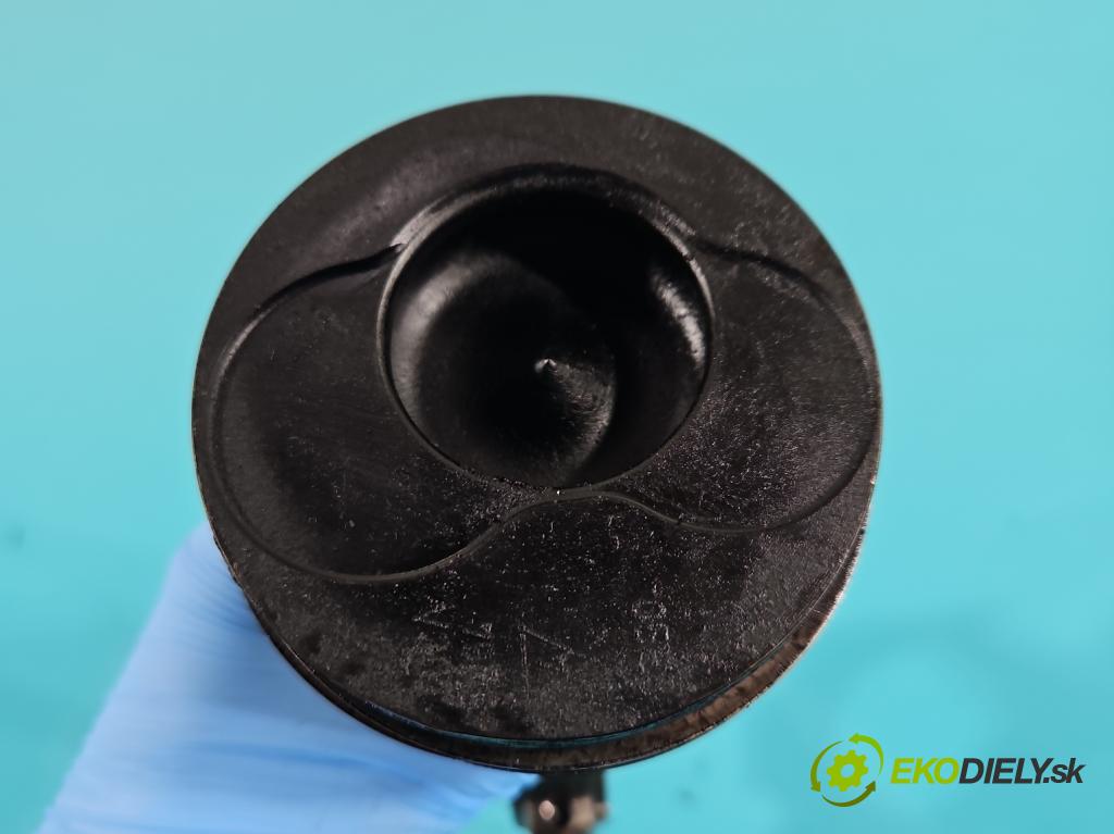 Vw Passat B5 1995-2005 1.9 tdi 131 HP manual 96 kW 1896 cm3 5- piest (Piest)