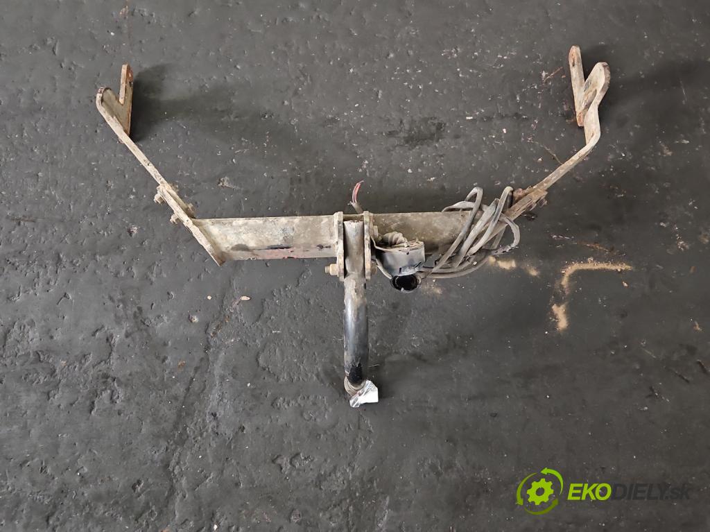 Citroen Xsara Picasso 2.0 hdi 90 hp manual 66 kW 1997 cm3 5- oko tažné  (Tažná zařízení)