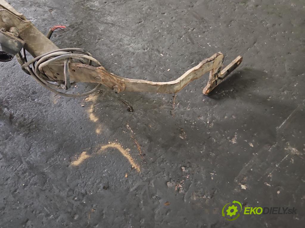 Citroen Xsara Picasso 2.0 hdi 90 hp manual 66 kW 1997 cm3 5- oko tažné  (Tažná zařízení)