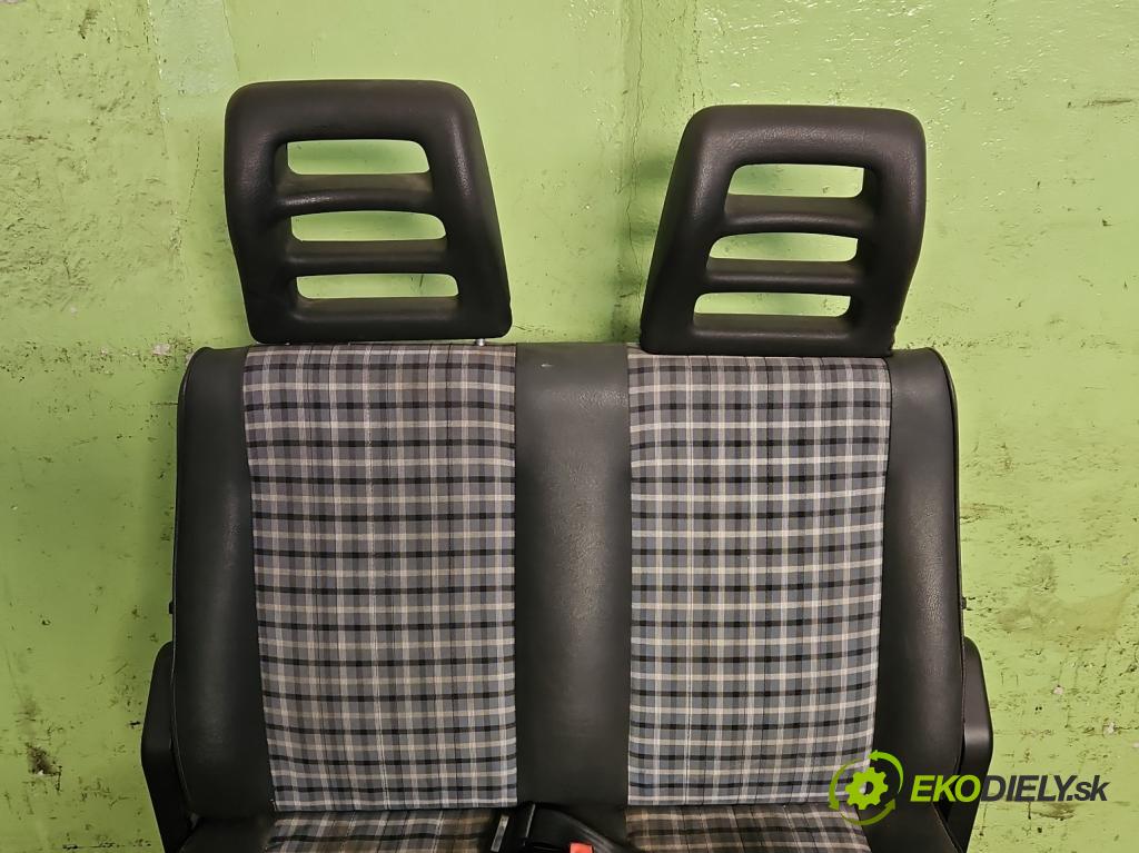 Fiat Ducato II 1994-2006 2.8d 87 HP manual 64 kW 2800 cm3 5- Sedačka pravý  (Sedačky, sedadlá)