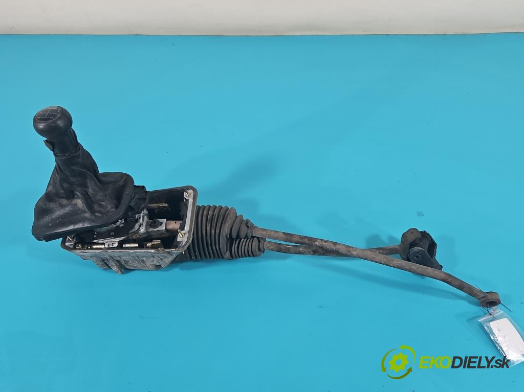 Vw Passat B5 1995-2005 1.8 T 150 HP manual 110 kW 1781 cm3 5- Páka: Změny: stupeň,rýchlosť  (Rýchlostné páky / kulisy)