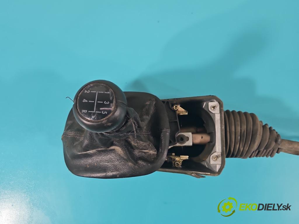 Vw Passat B5 1995-2005 1.8 T 150 HP manual 110 kW 1781 cm3 5- Páka: Změny: stupeň,rýchlosť  (Rýchlostné páky / kulisy)