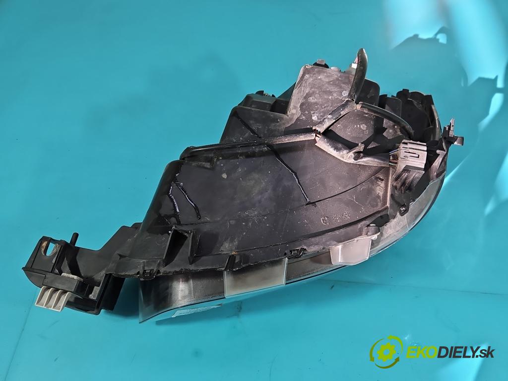 Mazda CX-5 2012-2017 2.2d 175 HP manual 129 kW 2191 cm3 5- Reflektor: pravý 36720190 (Pravé)