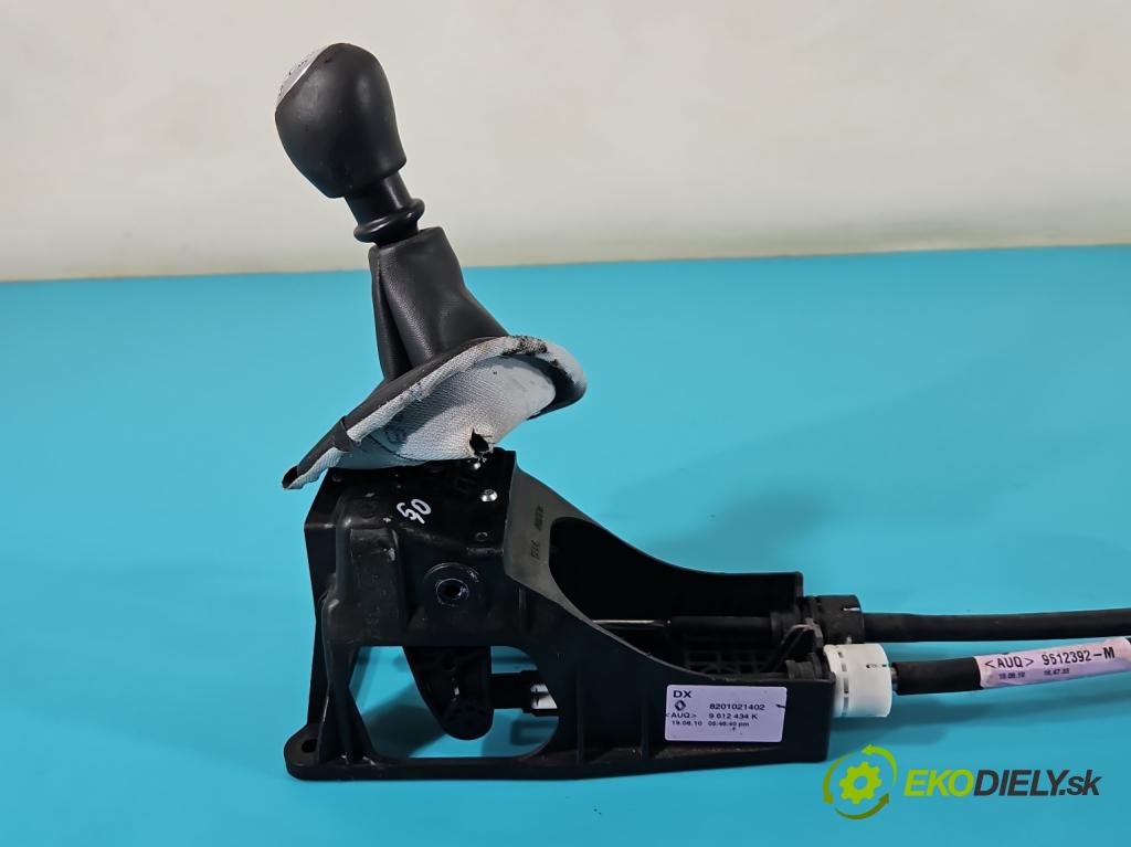 Renault Scenic III 2009-2016 1.5 dci 110 HP manual 81 kW 1461 cm3 5- Páka: Změny: stupeň,rýchlosť 8201021402 (Rýchlostné páky / kulisy)