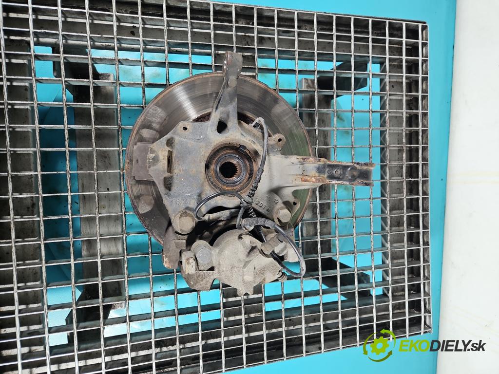 Renault Scenic III 2009-2016 1.5 dci 110 HP manual 81 kW 1461 cm3 5- náboj ľavé  (Náboje)