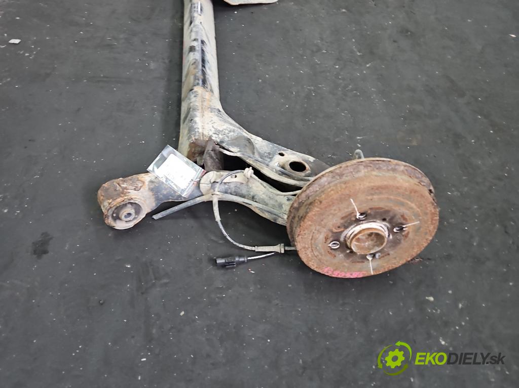 Peugeot 107 1.0 68 hp manual 50 kW 998 cm3 3- zadní výztuha  (Výztuhy zadní)