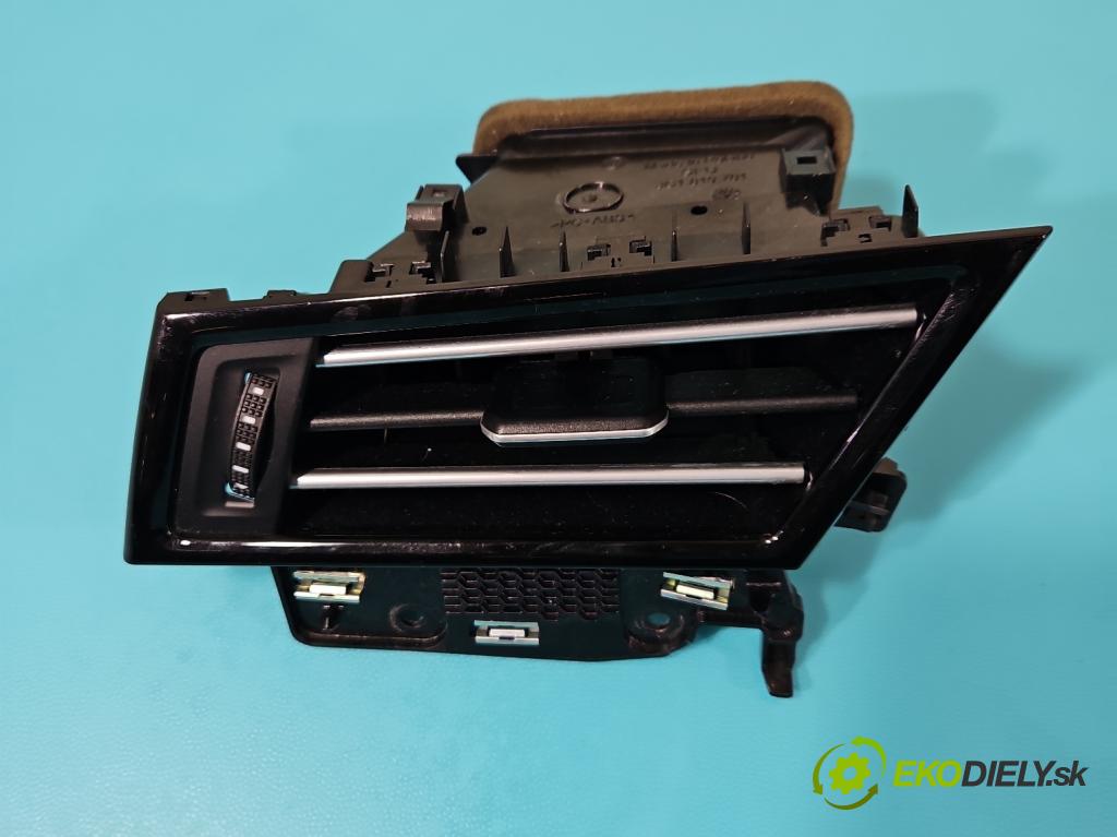 Vw Passat B8 2014 - 2.0 tdi 150 HP automatic 110 kW 1968 cm3 5- Mřížka: kúrenia stredová 3G1858416 (Mriežky kúrenia (fukáre))