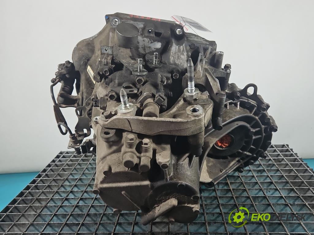 Honda Civic VIII 2006-2011 2.2 140 HP manual 103 kW 2204 cm3 5- prevodovka stupeň,rýchlosť manual MG6