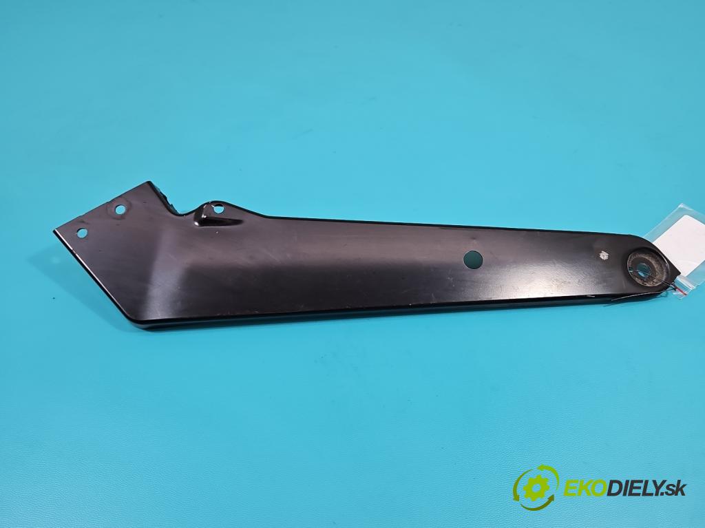 Vw Passat B8 2014 - 2.0 tdi 150 hp automatic 110 kW 1968 cm3 5- stěna přední 3G0806929 (Výztuhy přední)