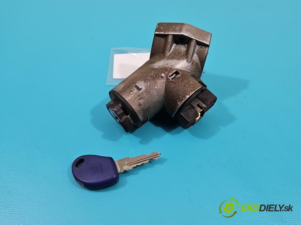 Fiat Ducato II 1994-2006 2.8d 87 HP manual 64 kW 2800 cm3 5- Spínačka  (Spínacie skrinky a kľúče)