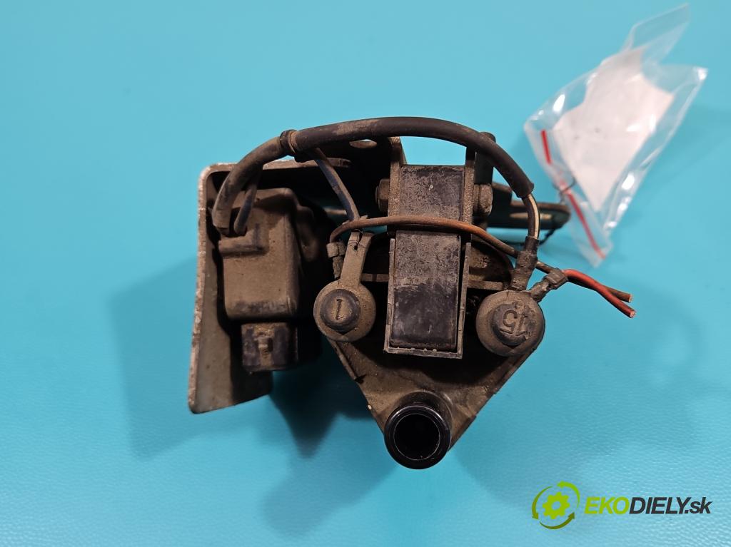 Audi 80 B4 1991-1994 2.0 90 HP manual 66 kW 1983 cm3 4- cievka zapaľovacia  (Zapaľovacie cievky, moduly)