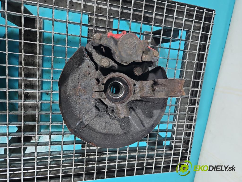 Audi 80 B4 1991-1994 2.0 90 HP manual 66 kW 1983 cm3 4- náboj ľavé  (Náboje)