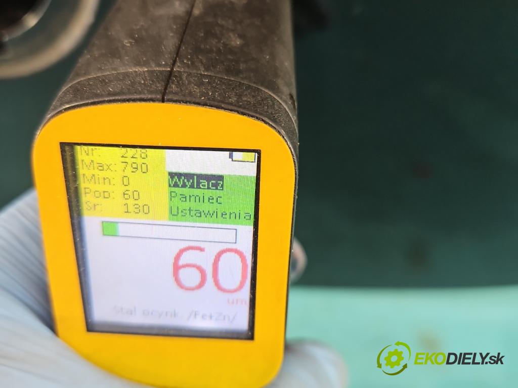 Vw New Beetle 1998-2010 2.0 8V 116 hp manual 85 kW 1984 cm3 3- zadní kufrové dveře  (Zadní kapoty)