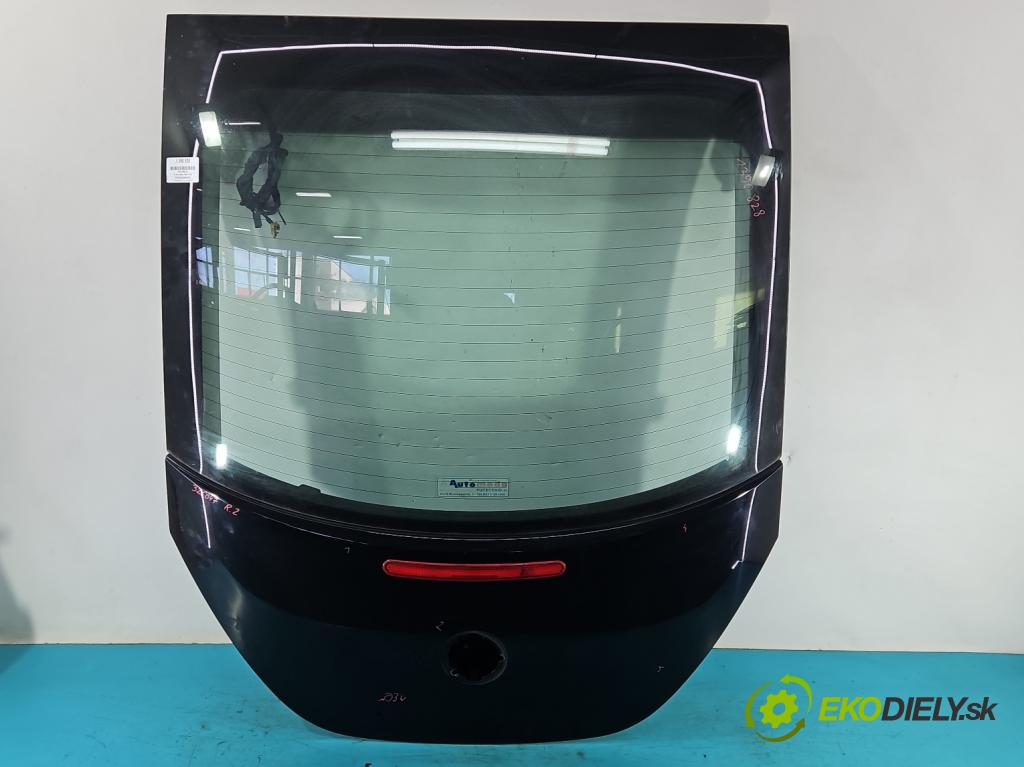 Vw New Beetle 1998-2010 2.0 8V 116 hp manual 85 kW 1984 cm3 3- zadní kufrové dveře  (Zadní kapoty)