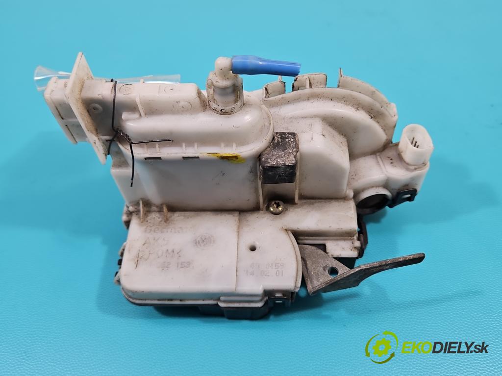 Vw Polo III 6N 1994-2001 1.4 16V 75 hp manual 55 kW 1390 cm3 5- zámek přední levý