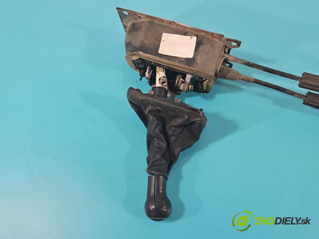 Vw Polo III 6N 1994-2001 1.4 16V 75 HP manual 55 kW 1390 cm3 5- Páka: Změny: stupeň,rýchlosť  (Rýchlostné páky / kulisy)