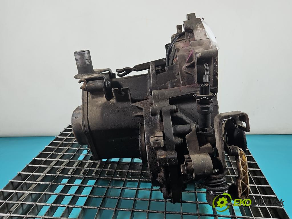 Vw Polo III 6N 1994-2001 1.4 16V 75 HP manual 55 kW 1390 cm3 5- prevodovka stupeň,rýchlosť manual ETD