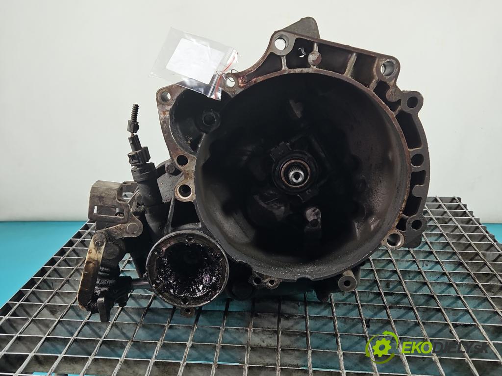 Vw Polo III 6N 1994-2001 1.4 16V 75 HP manual 55 kW 1390 cm3 5- prevodovka stupeň,rýchlosť manual ETD