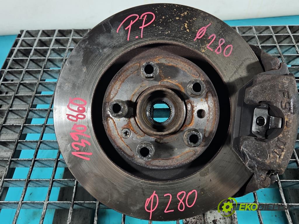 Vw New Beetle 1998-2010 2.0 8V 116 HP manual 85 kW 1984 cm3 3- náboj pravé  (Náboje)