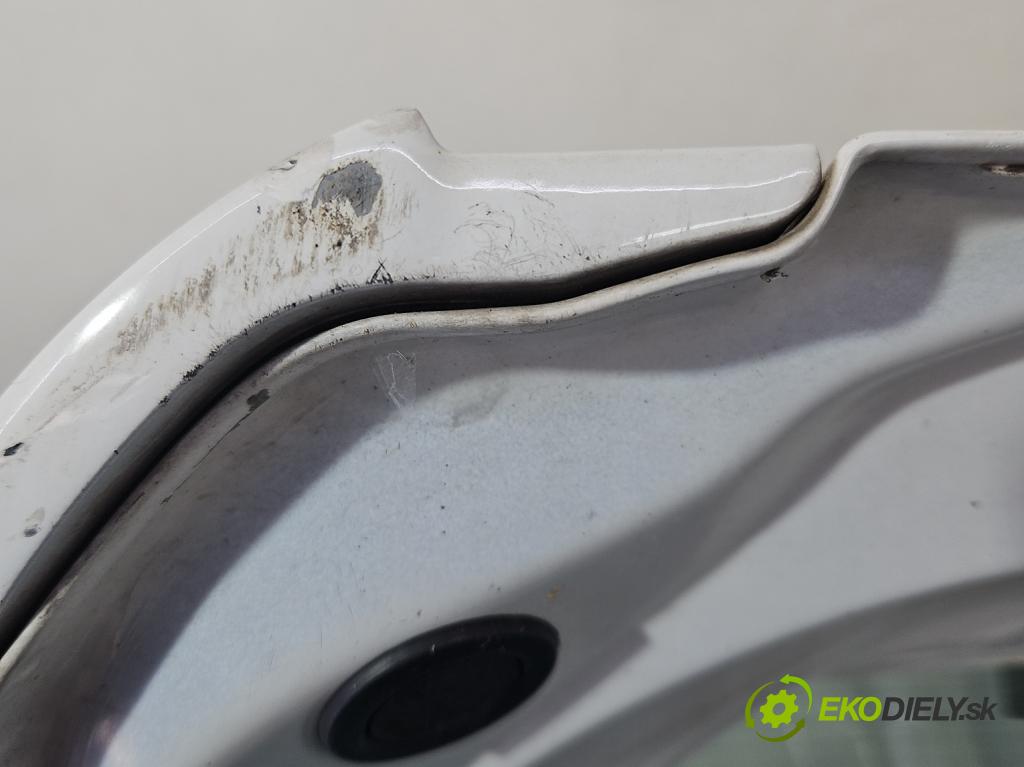 Hyundai Ix35 2.0 crdi 136hp manual 100 kW 1995 cm3 5- zadní kufrové dveře  (Zadní kapoty)