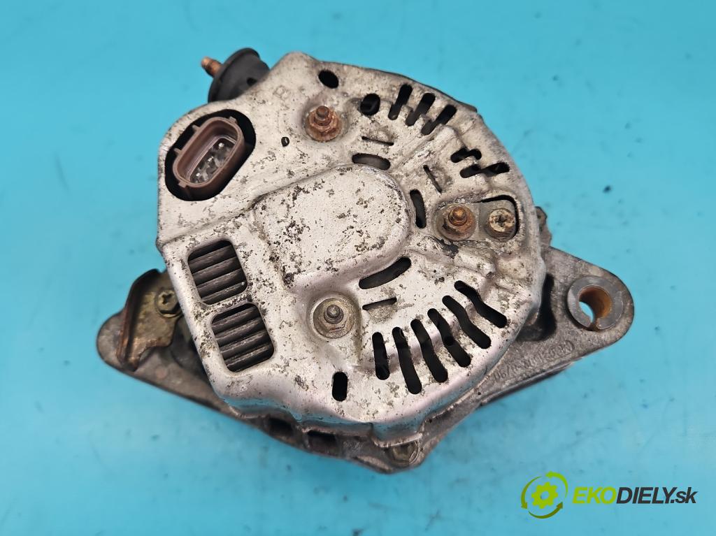 Toyota Yaris I 1999-2005 1.0 vvti 68 HP manual 50 kW 998 cm3 3- Alternator 27060-0J040 (Alternátory)
